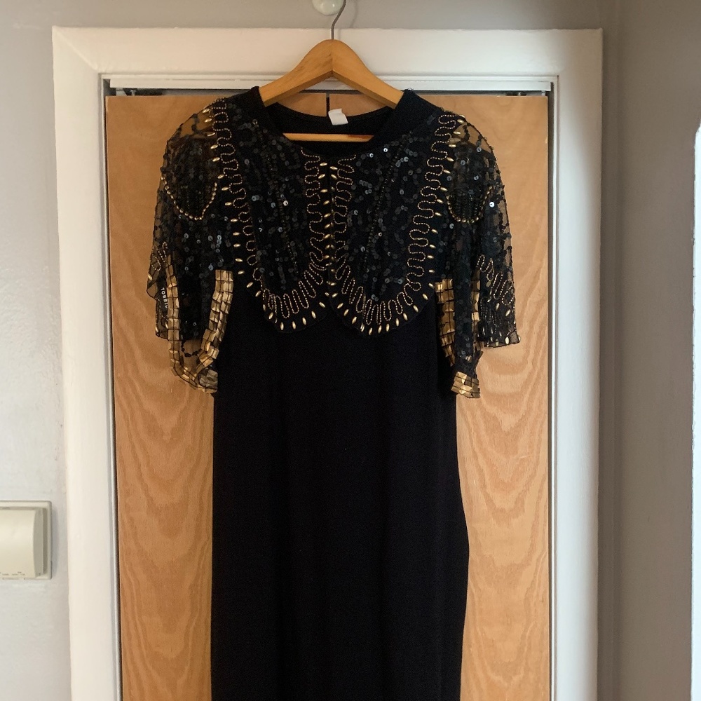 Black & Gold Beaded Mesh Capelet Shawl O/S